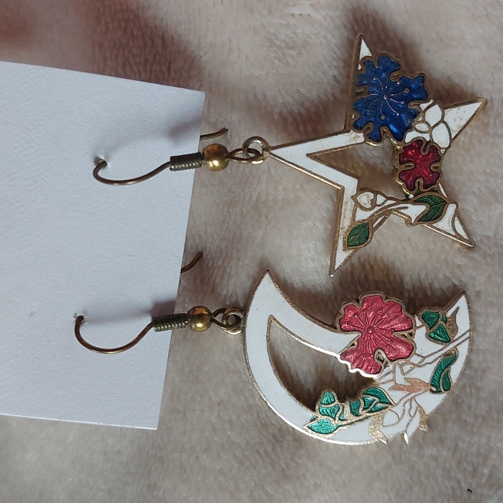 Vintage cloisonne earrings moon and star